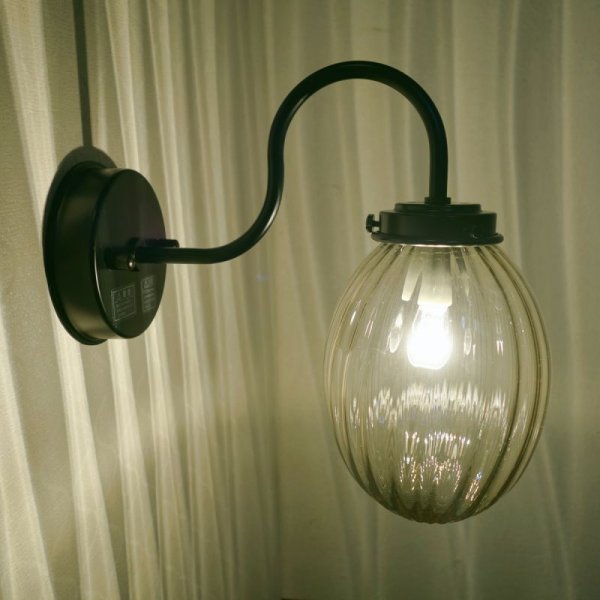 画像2: タマゴ型　ブラケットライト　アンバーモール (2)