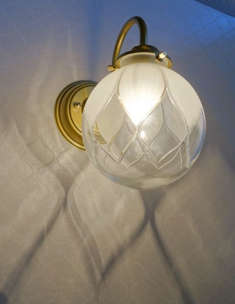 画像5: 丸型138mm ブラケットライト ハス切子  (5)