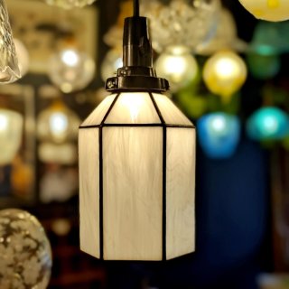 E99 032高級感溢れる★ステンドランプ ステンドグラス アンティーク 花柄 レトロな雰囲気がおしゃれ 照明 ティファニー技法 